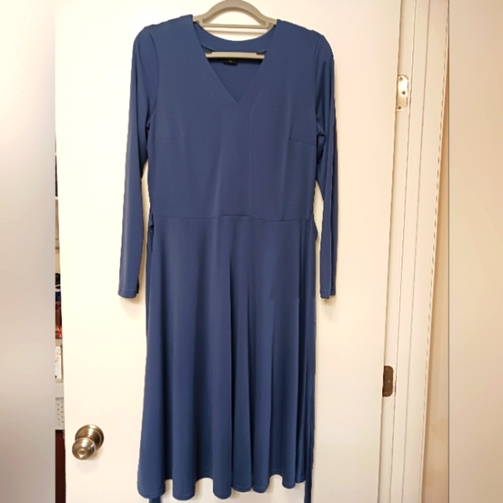 Super soft Bialcon tie waist dress